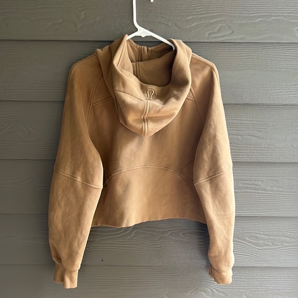 Lululemon 1/2 zip scuba - Picture 4 of 5